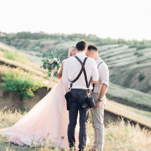 Choosing a wedding photographer