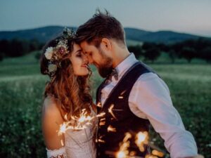 Bridal Expos Australia - bride & groom - sparklers