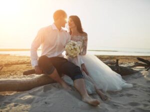 Bridal Expos Australia - bride & groom - beach