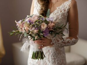 Bridal Expos Australia - bride & bouquet